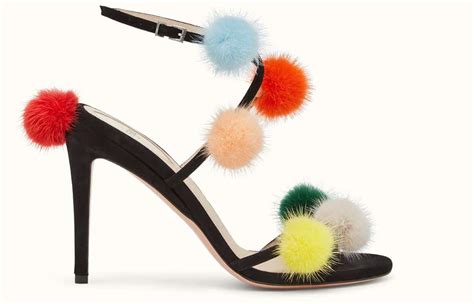 sandali fendi pon pon
